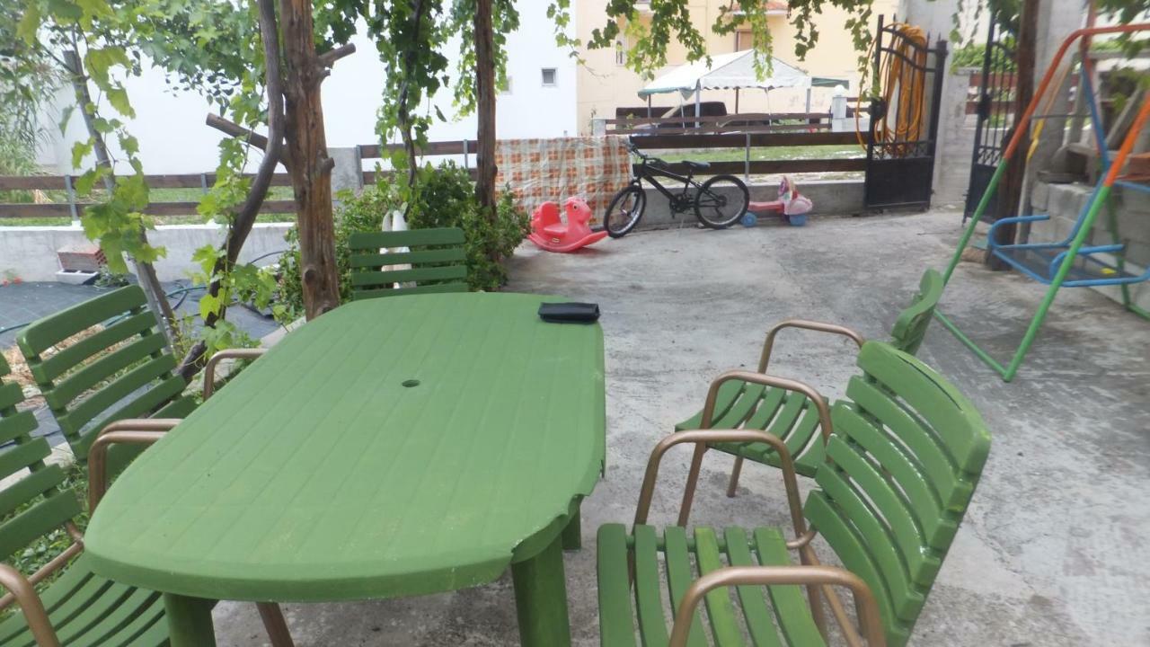 利迈纳里亚Lazaros别墅 外观 照片